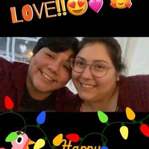 Meet your Posher, Desiree